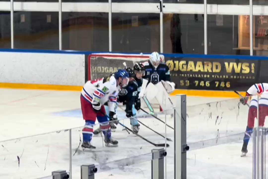 Noah Nothlev in action