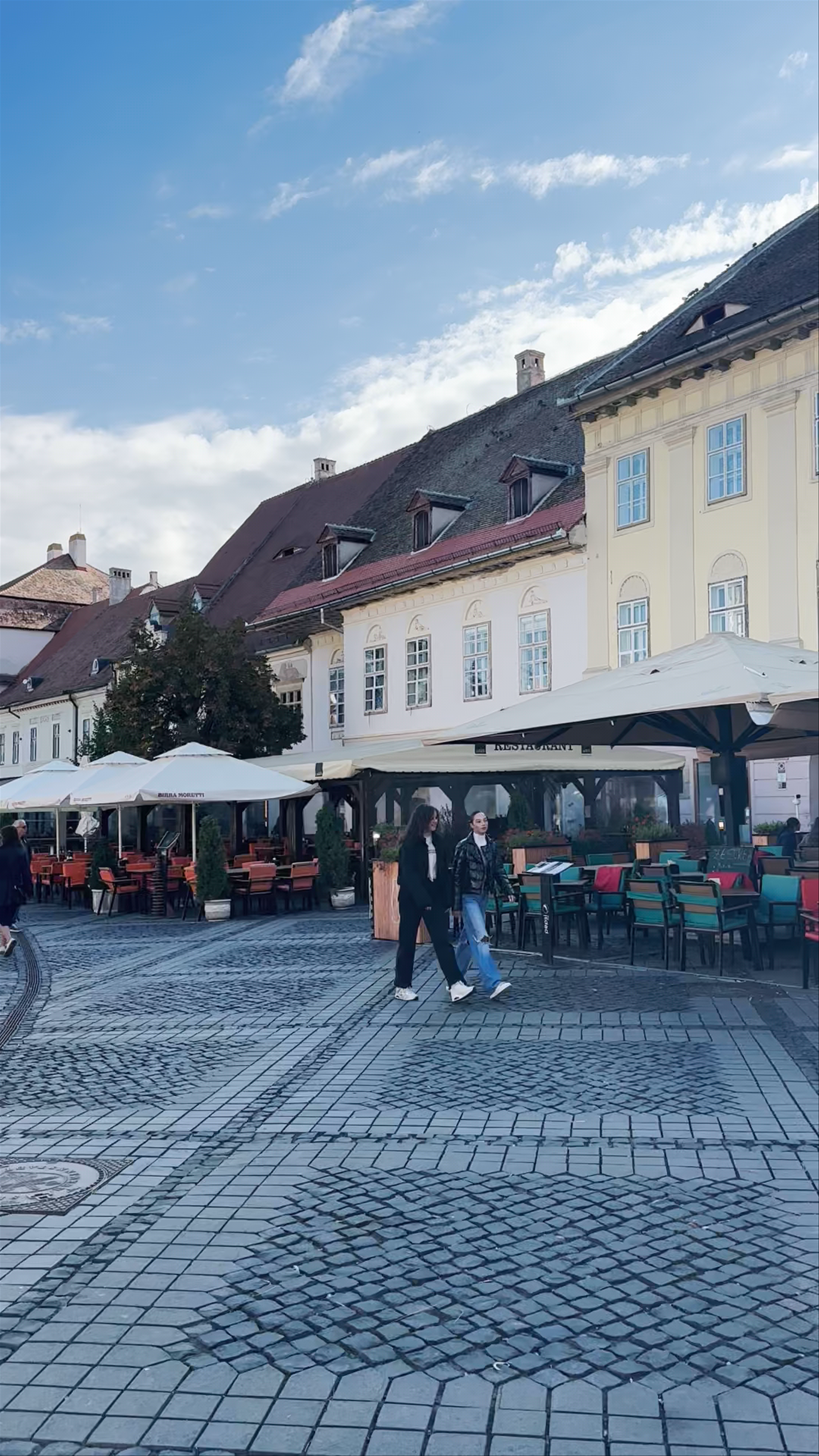 Piața Mare Sibiu: Autumn Market Charm in Romania's Historic Heart