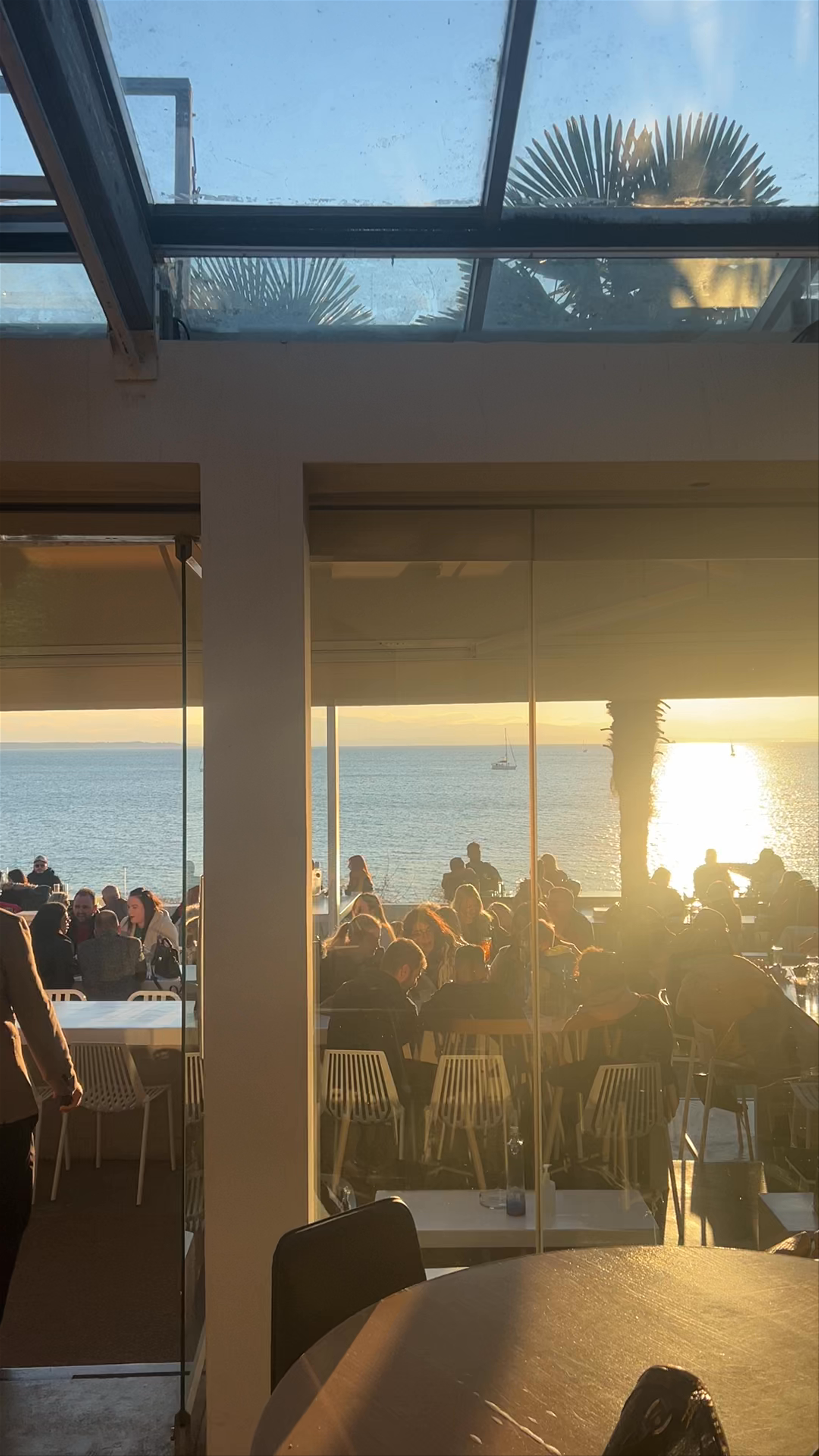 Mistral Seaside Bar