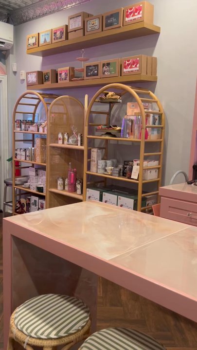 BesTea by Hitch - Inside of BesTea - Coffee & Tea Near Me - Babylon, New York