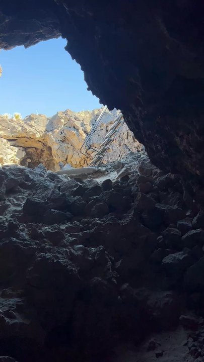 Mojave Lava Tubes - Hiking Near Me - Baker, California
