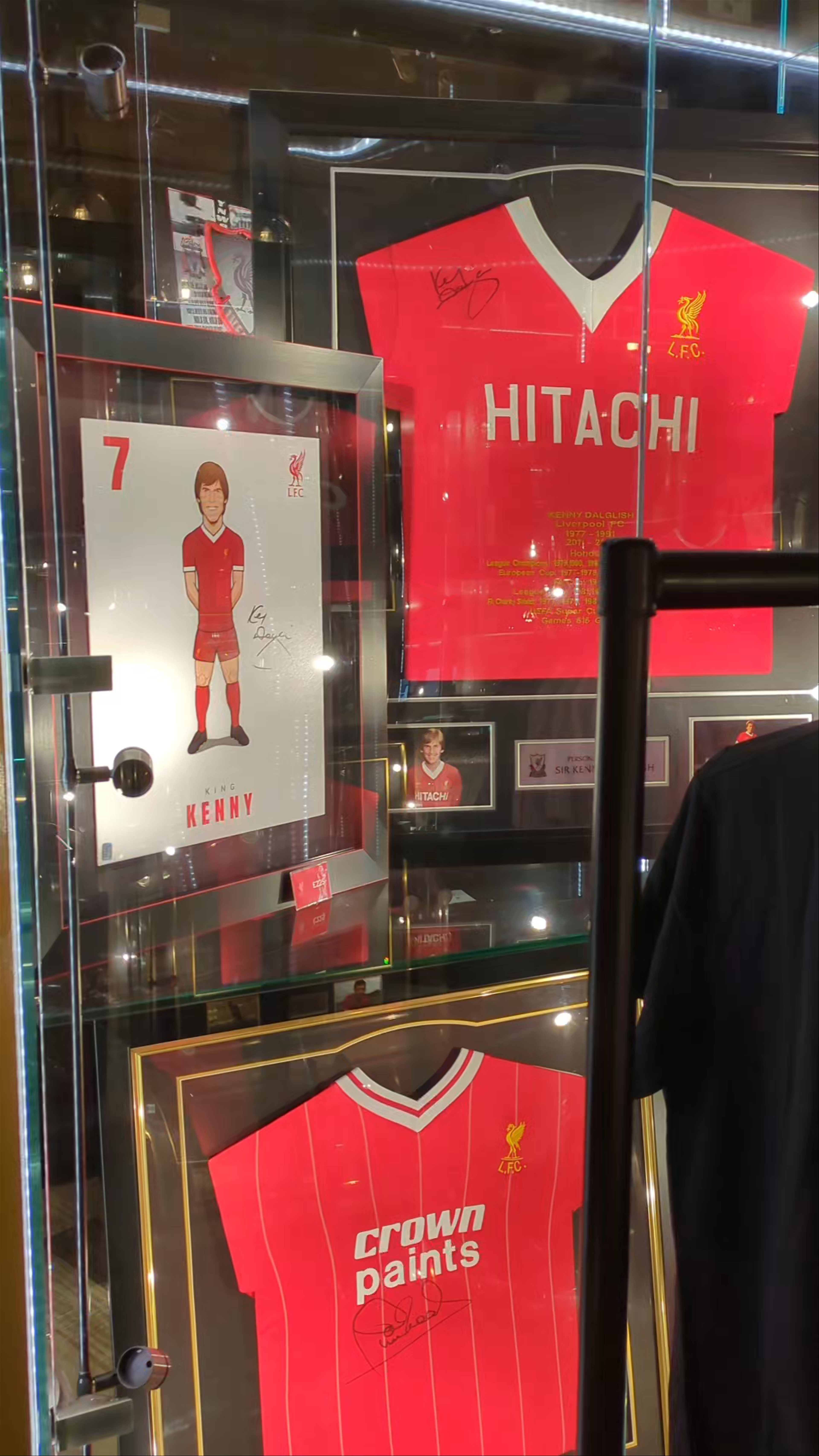 Inside the LFC Official Club Store: A Liverpool Football Experience