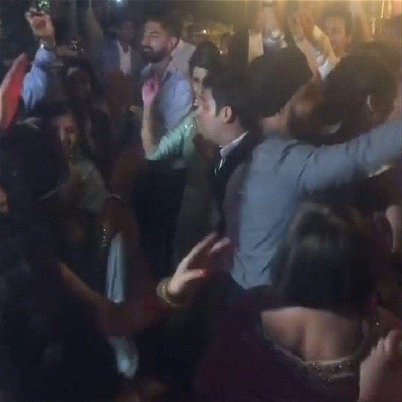 The Bollywood DJ - Wedding in Tuscany - video 4