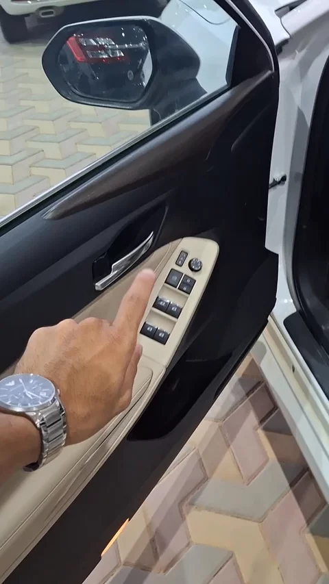 تويوتا افالون Touring 2020