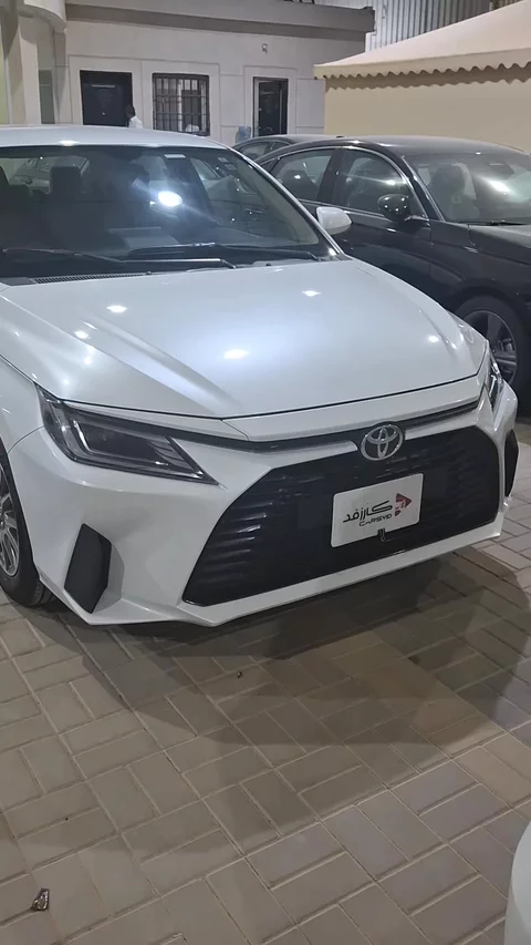 تويوتا يارس Y 2023