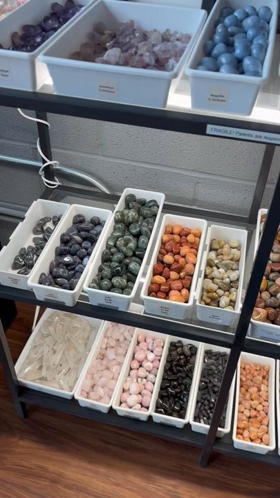 On The Rocks - Case - Jewelry Near Me - Chicago, Illinois