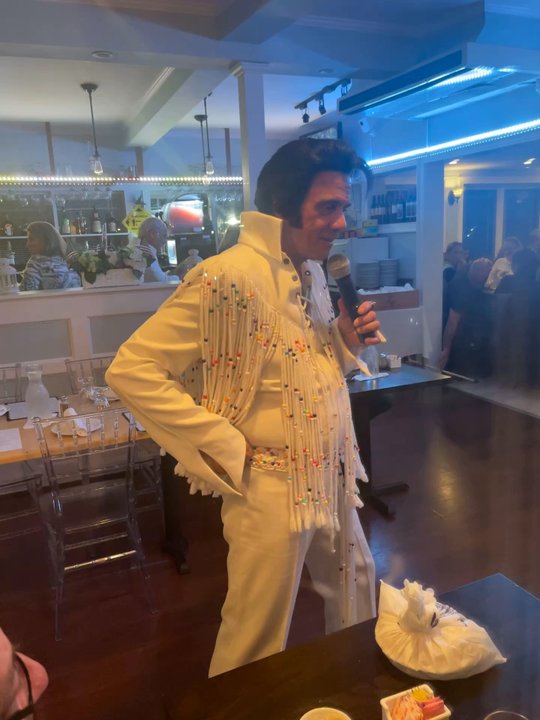 Marina View - Elvis still alive - Seafood Near Me - New Rochelle, New York