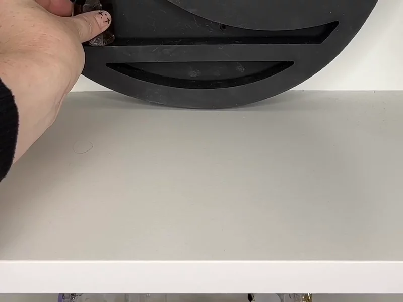 Crystal Shelf Set-Up (UGC)