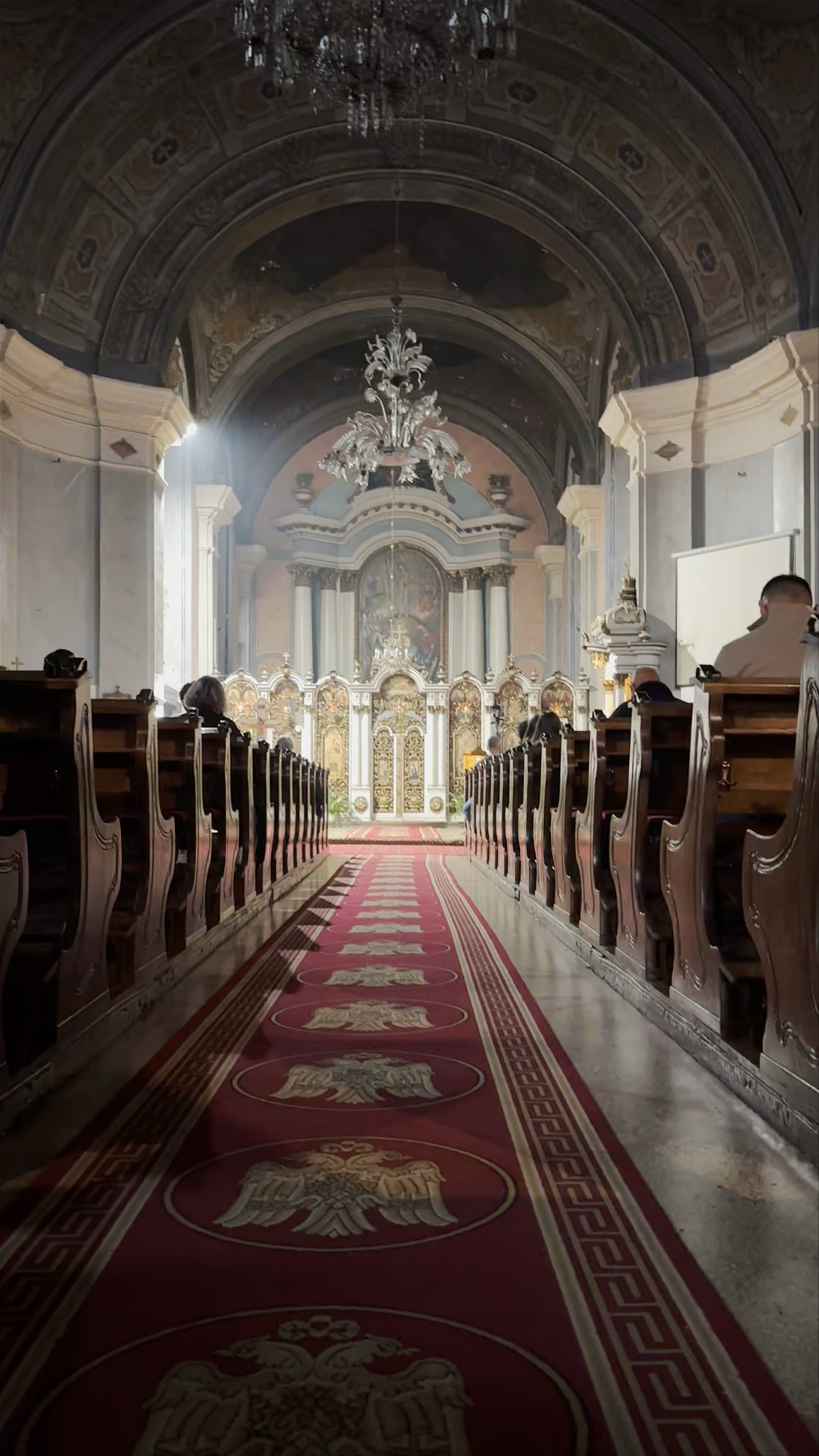 Catedral de la Transfiguración: Historic Serenity in Cluj-Napoca, Romania