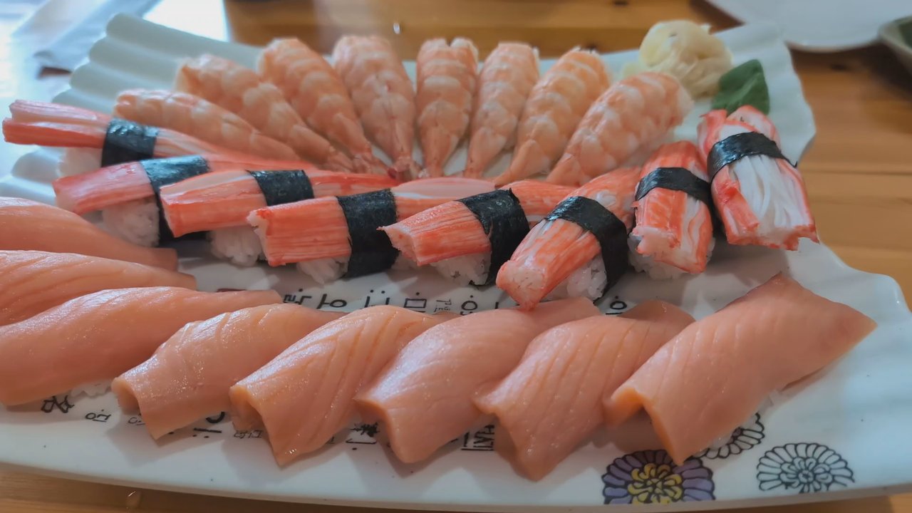 Umi Sushi - Japanese Near Me - Shelby Township, Michigan