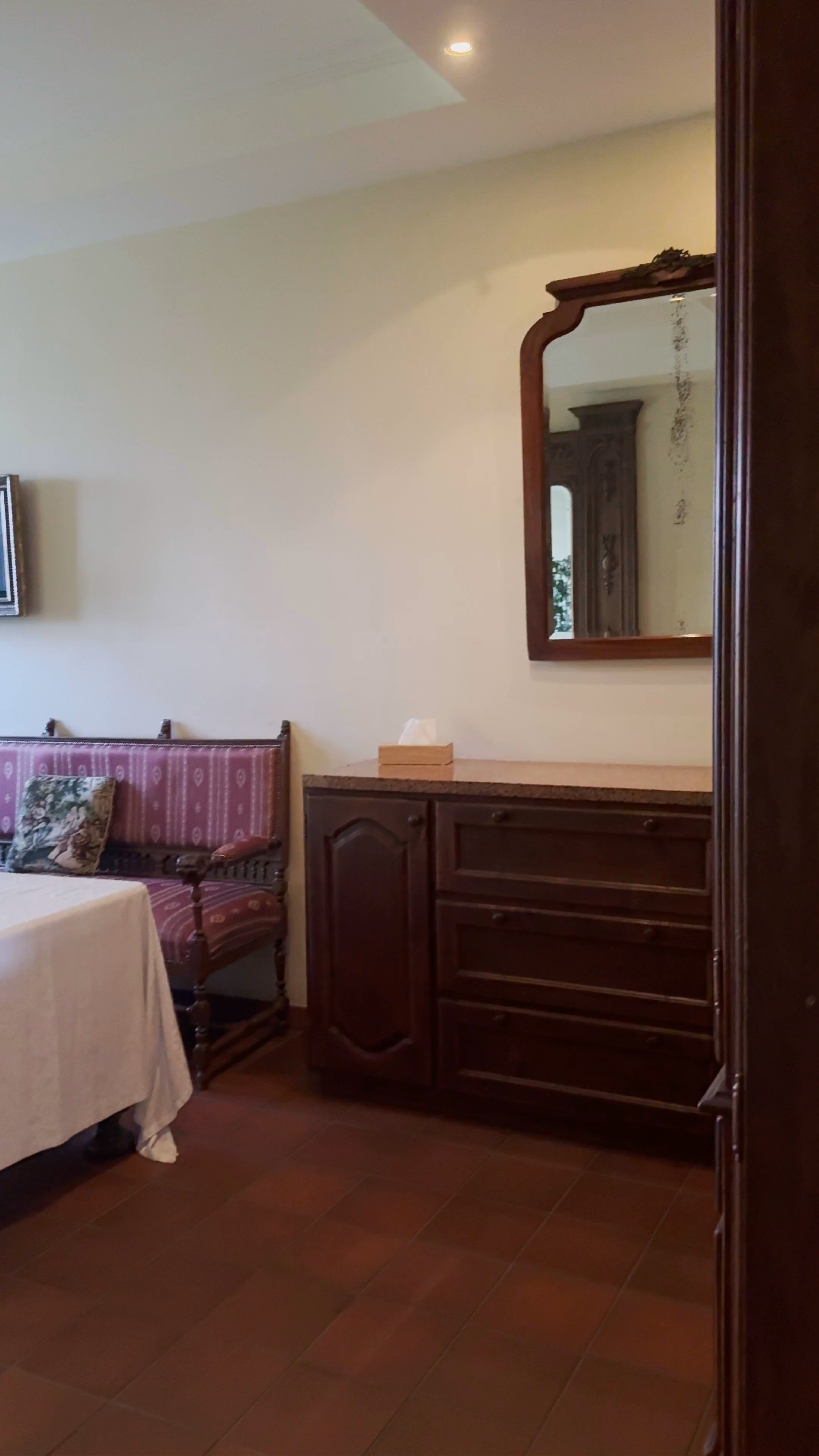 Bistrampolis Manor Hotel