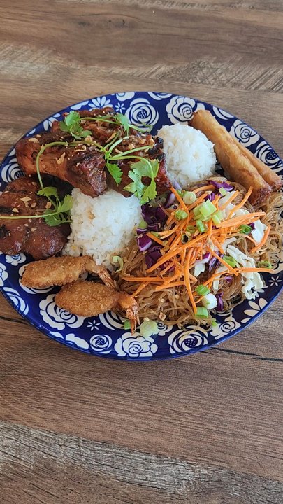 CheBogz - Filipino Near Me - Seattle, Washington