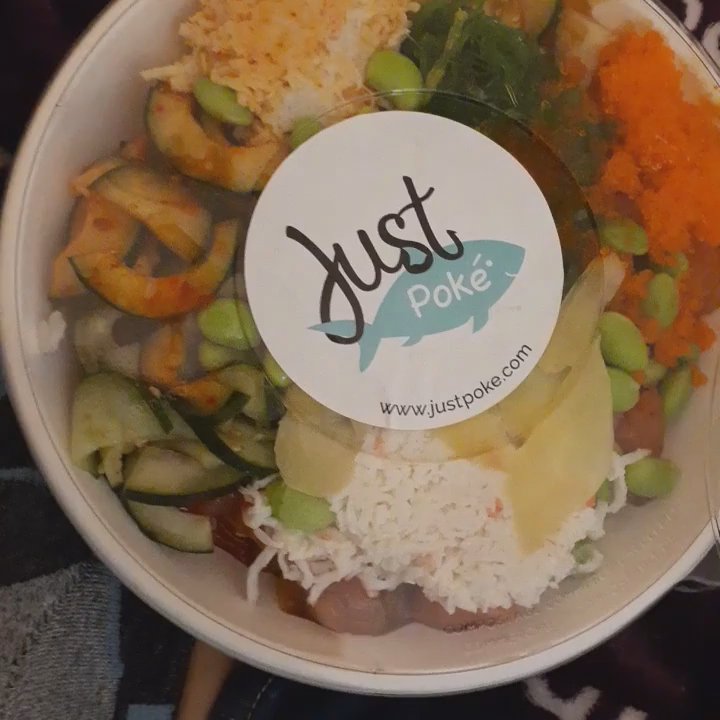 Just Poké U-District - Enjoying poké on a rainy day - Poke Near Me - Seattle, Washington
