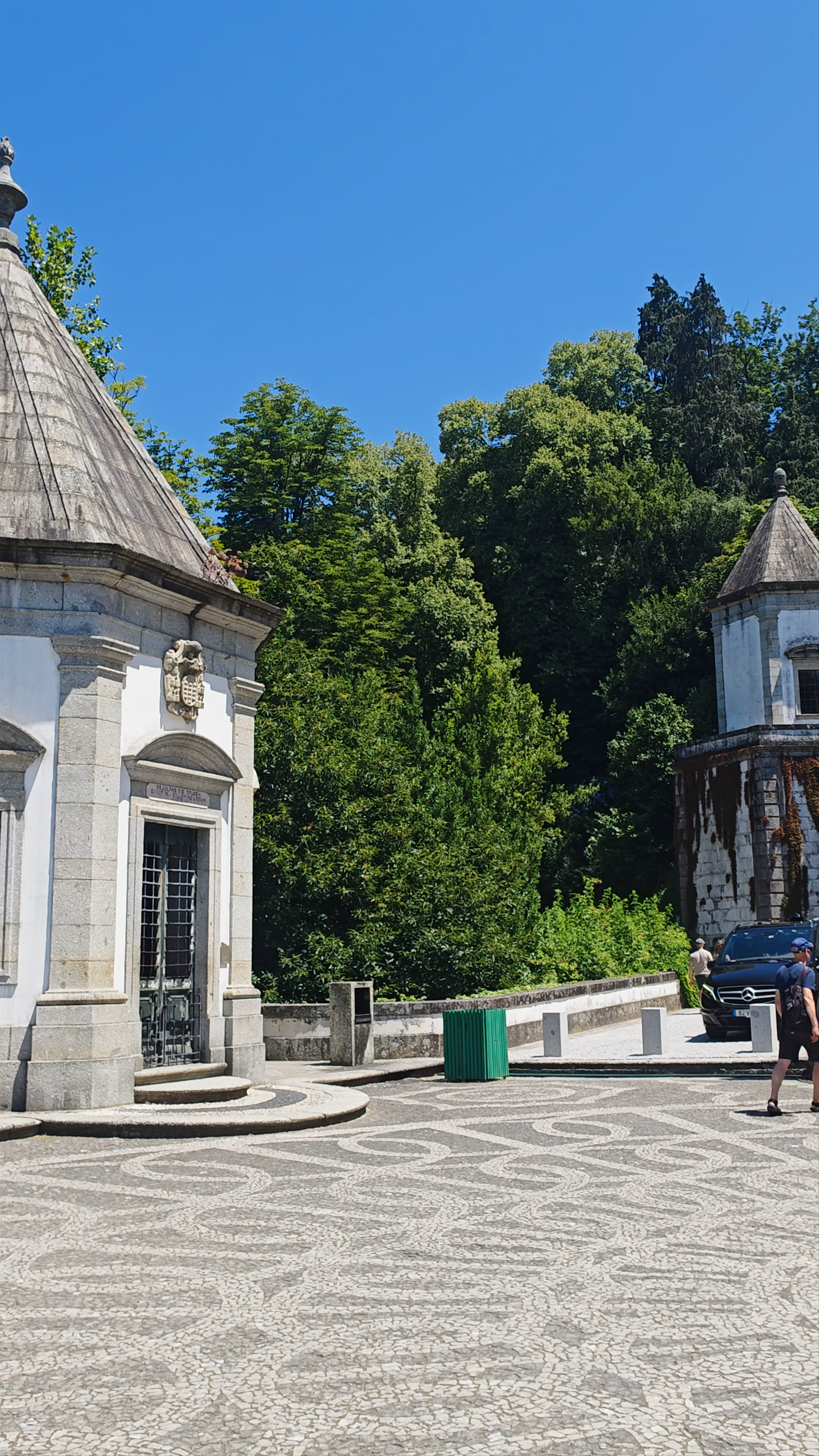 Bom Jesus Staircases: Majestic Baroque Wonder in Braga, Portugal