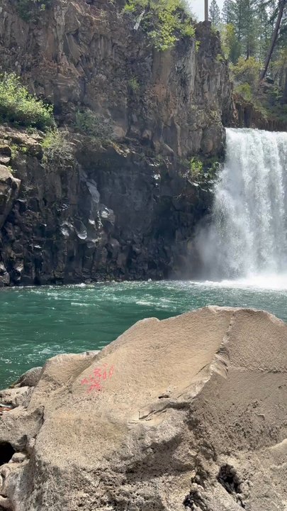 McCloud River - @ohbwan @wanshotwunder @bigbackbenson - Hiking Near Me - McCloud, California