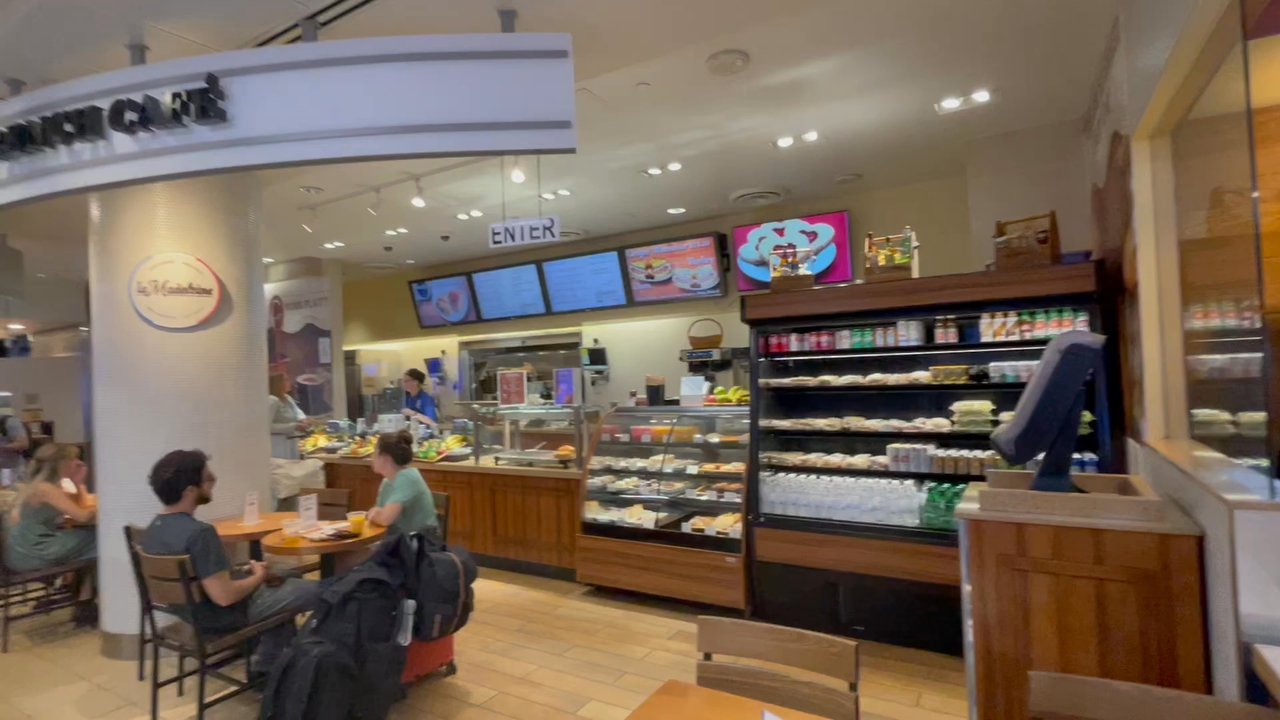 La Madeleine PHX: Term 4 B19 - Exterior - American Near Me - Phoenix, Arizona