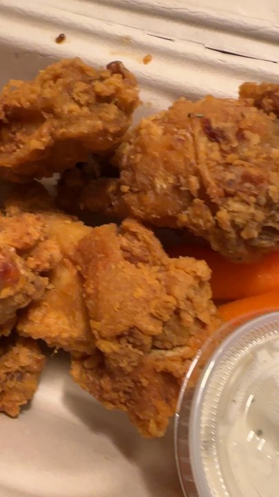 Burnett's Pub - Chicken is crispy but the flavor is off - Vietnamese Near Me - Renton, Washington