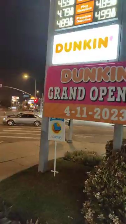 Dunkin' - Coffee & Tea Near Me - Los Angeles, California