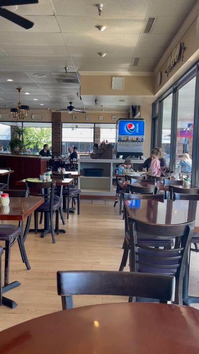 Bernard's Cafe & Deli - Italian Near Me - Willowbrook, Illinois