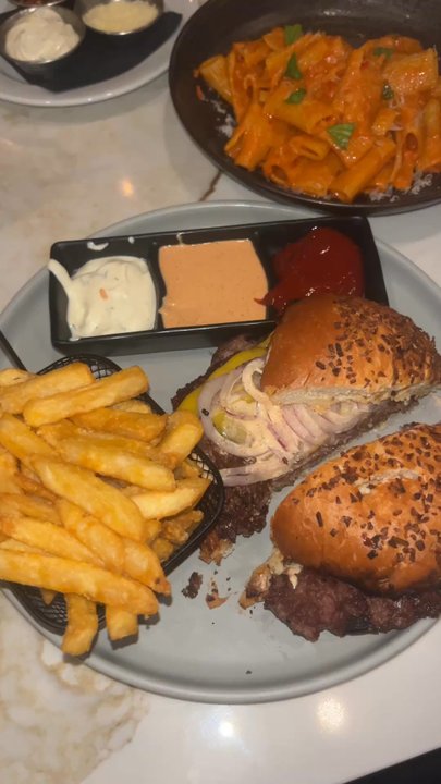 Born & Bred - Beer Bar Near Me - Scottsdale, Arizona