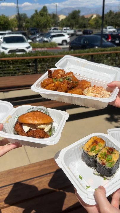 Shootz - Hawaiian Near Me - Ontario, California