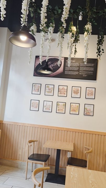 The Crepe Shoppe - Interior - Creperies Near Me - Gaithersburg, Maryland
