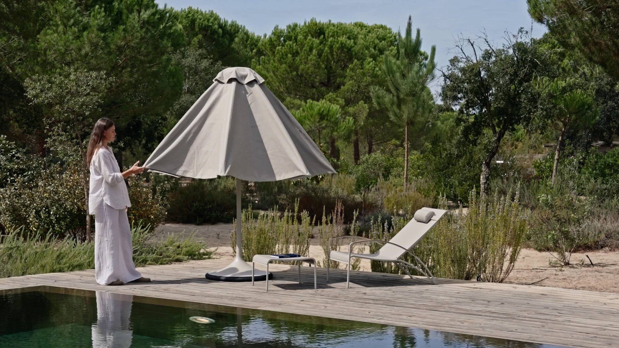 Palma Parasol | Automatic Parasol with Award-Winning Design