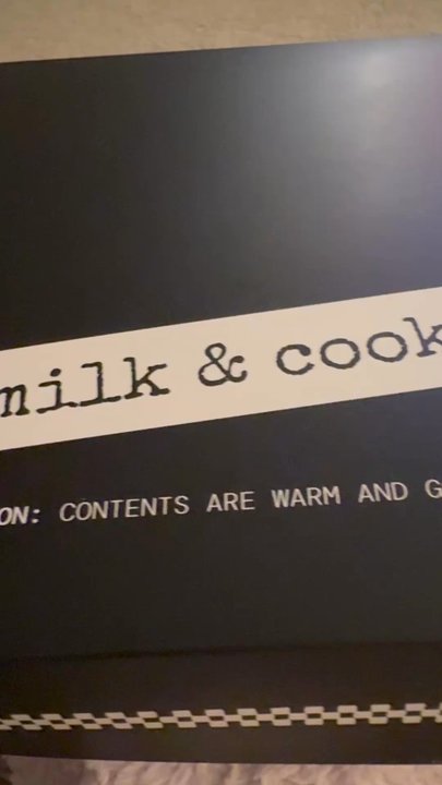 Milk & Cookies - 6 Delicious Cookies! - Desserts Near Me - Temecula, California