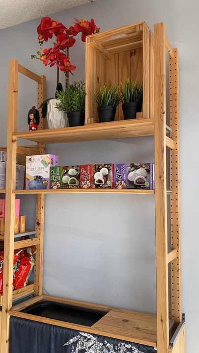 OhLa Tea - Inside is so cute! - Bubble Tea Near Me - Miami, Florida