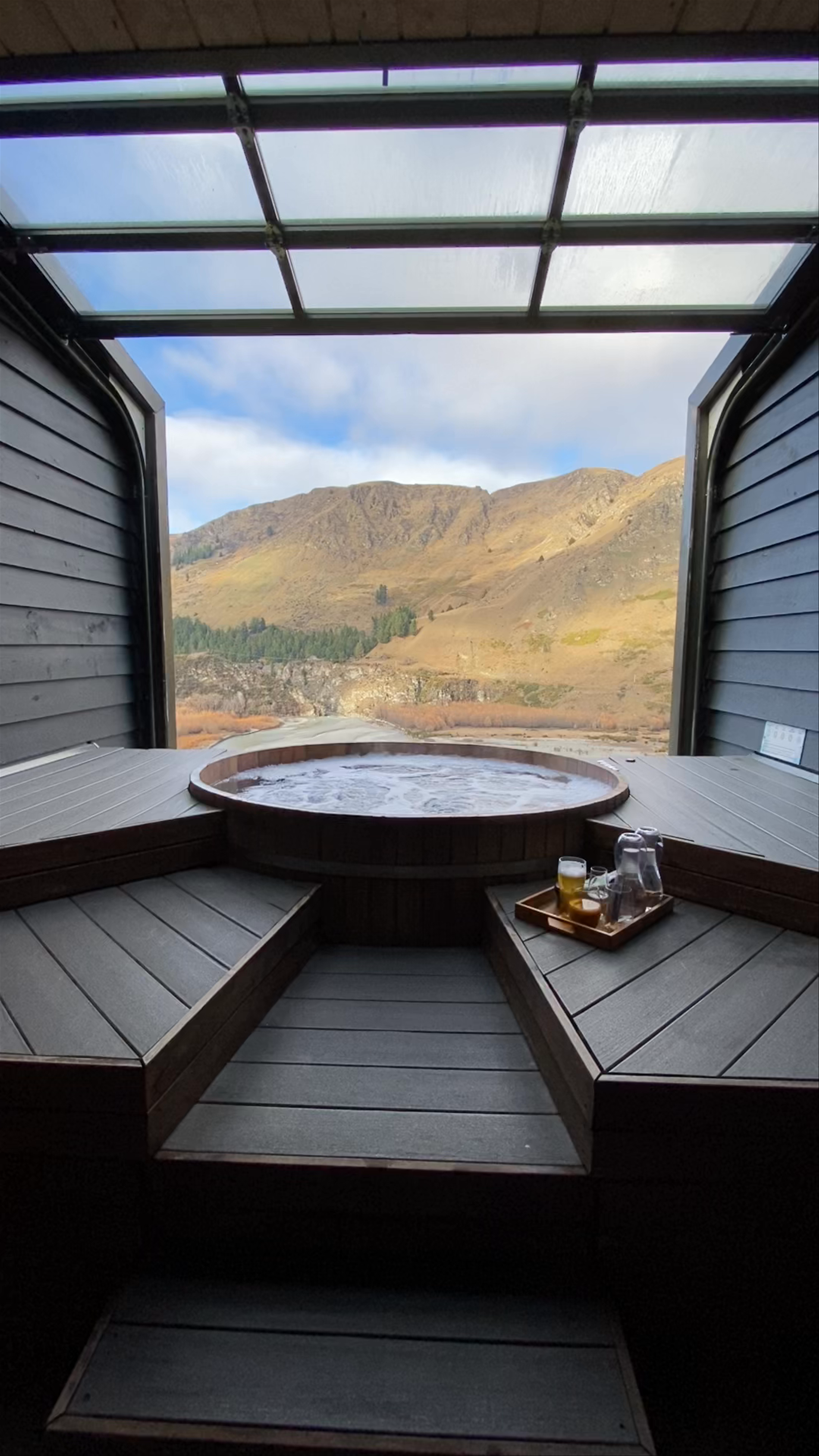 Onsen Hot Pools Arthurs Point: Soothing Alpine Hot Tub in Queenstown