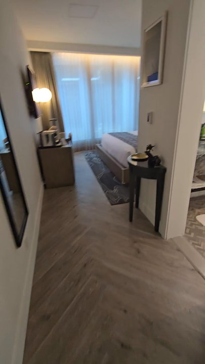 EXchange Hotel Vancouver - My room video tour here. - Hotels Near Me - Vancouver, British Columbia