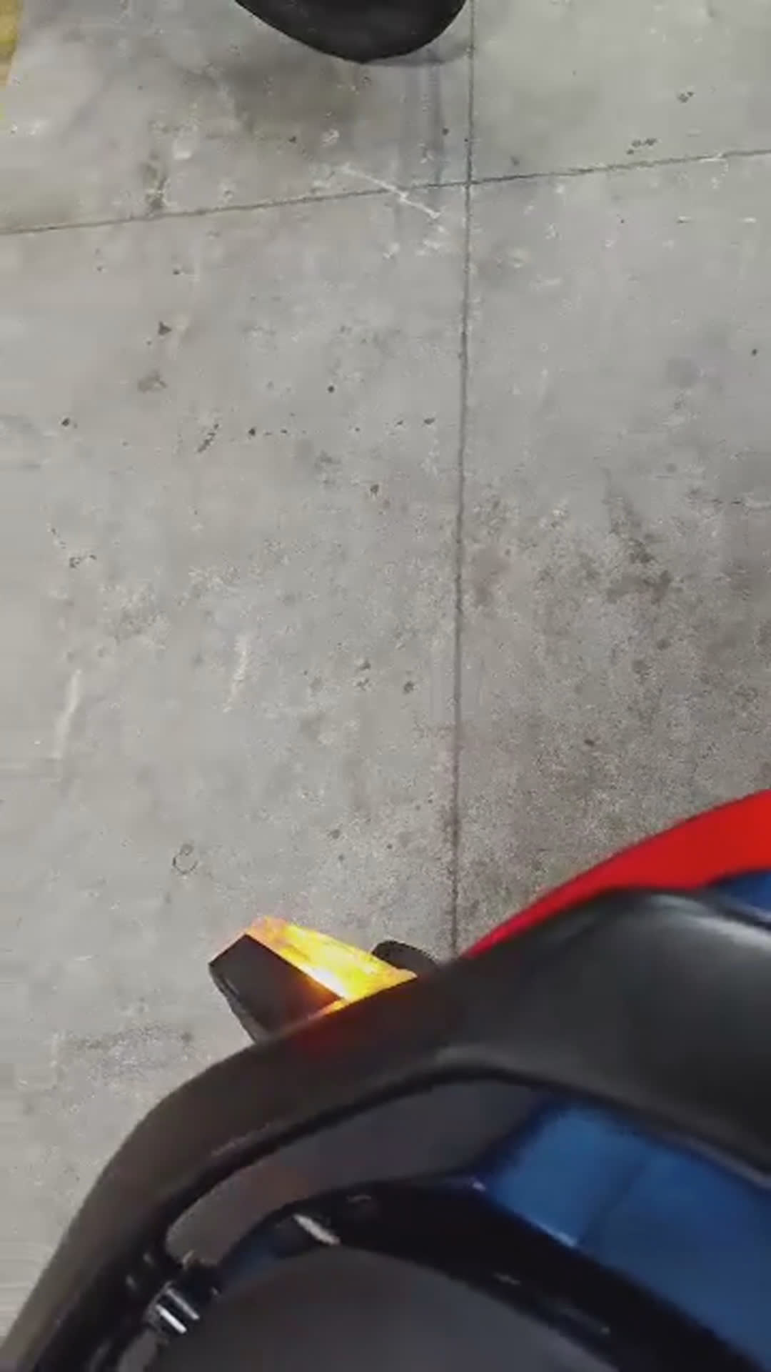 Walk-around video thumbnail