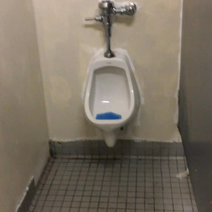Safeway - This is the worse men's bathroom in Safeway's lineup of stores. This is even worse than the ones in Oakland. - Grocery Near Me - Hayward, California