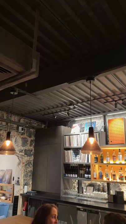 EP Bar - Main inside area. - Whiskey Bars Near Me - Honolulu, Hawaii