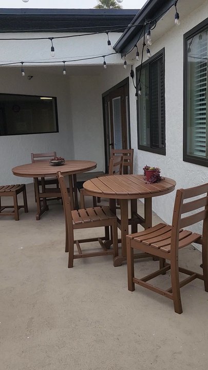 La Serena Inn - 3rd Floor Outdoor Patio - Hotels Near Me - Morro Bay, California