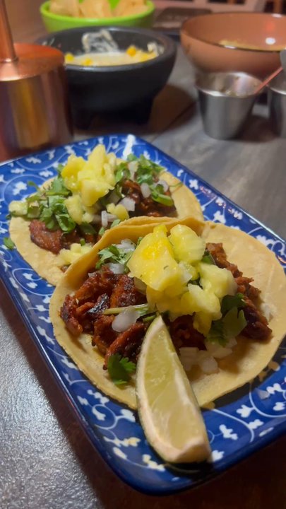 La Diosa Taqueria - El pastor tacos - Mexican Near Me - Miami, Florida