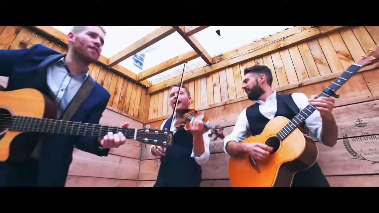 Wandering Three – Under The Boardwalk - video