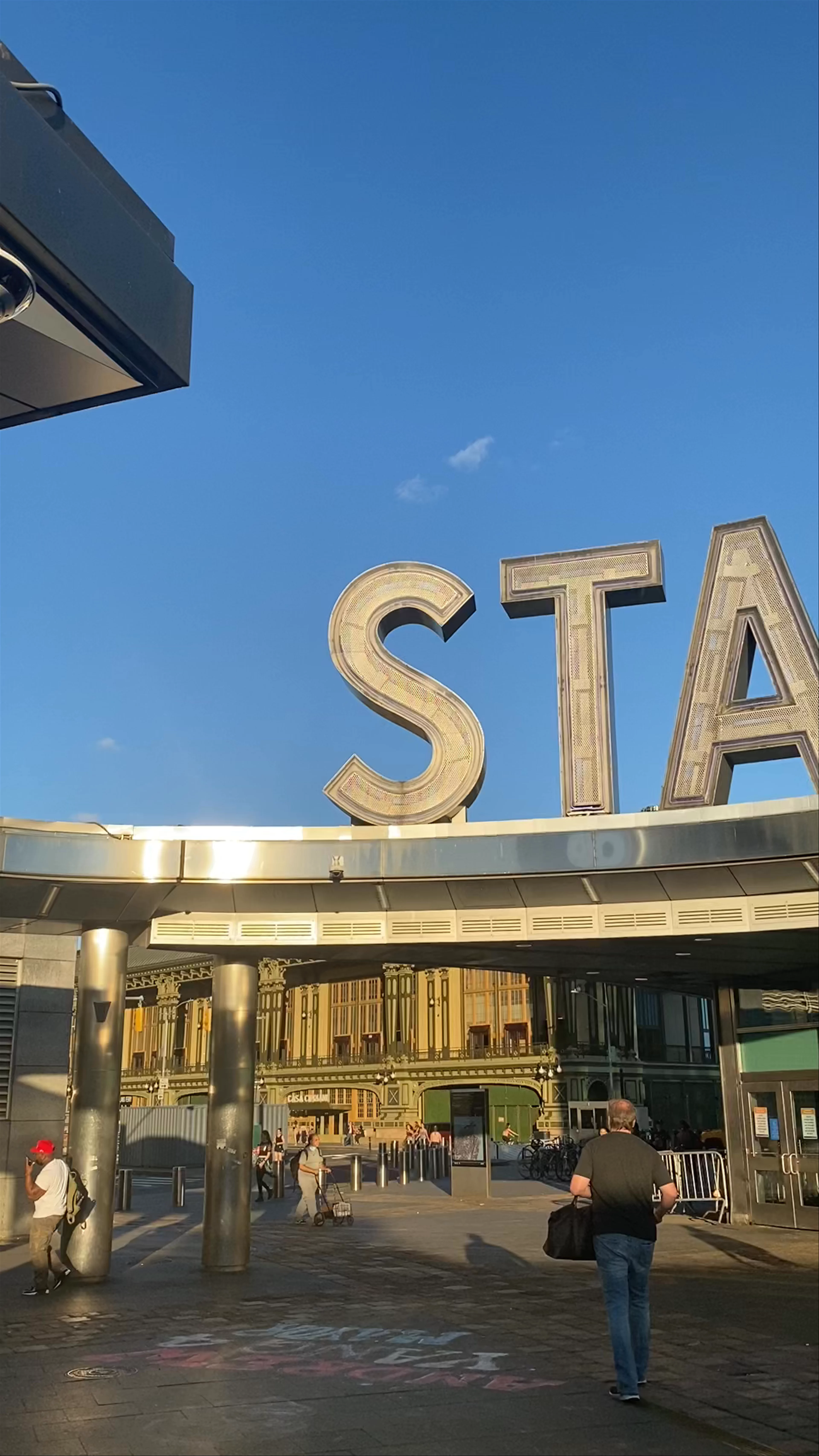 Staten Island Ferry Terminal Bar