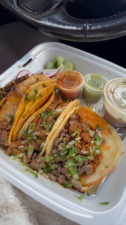 Tacos Los Primos - Food Trucks Near Me - Arlington, Virginia