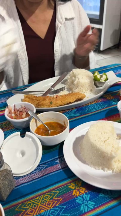 El Paraiso Del Marisco - Food is very authentic and delicious - Seafood Near Me - Orlando, Florida