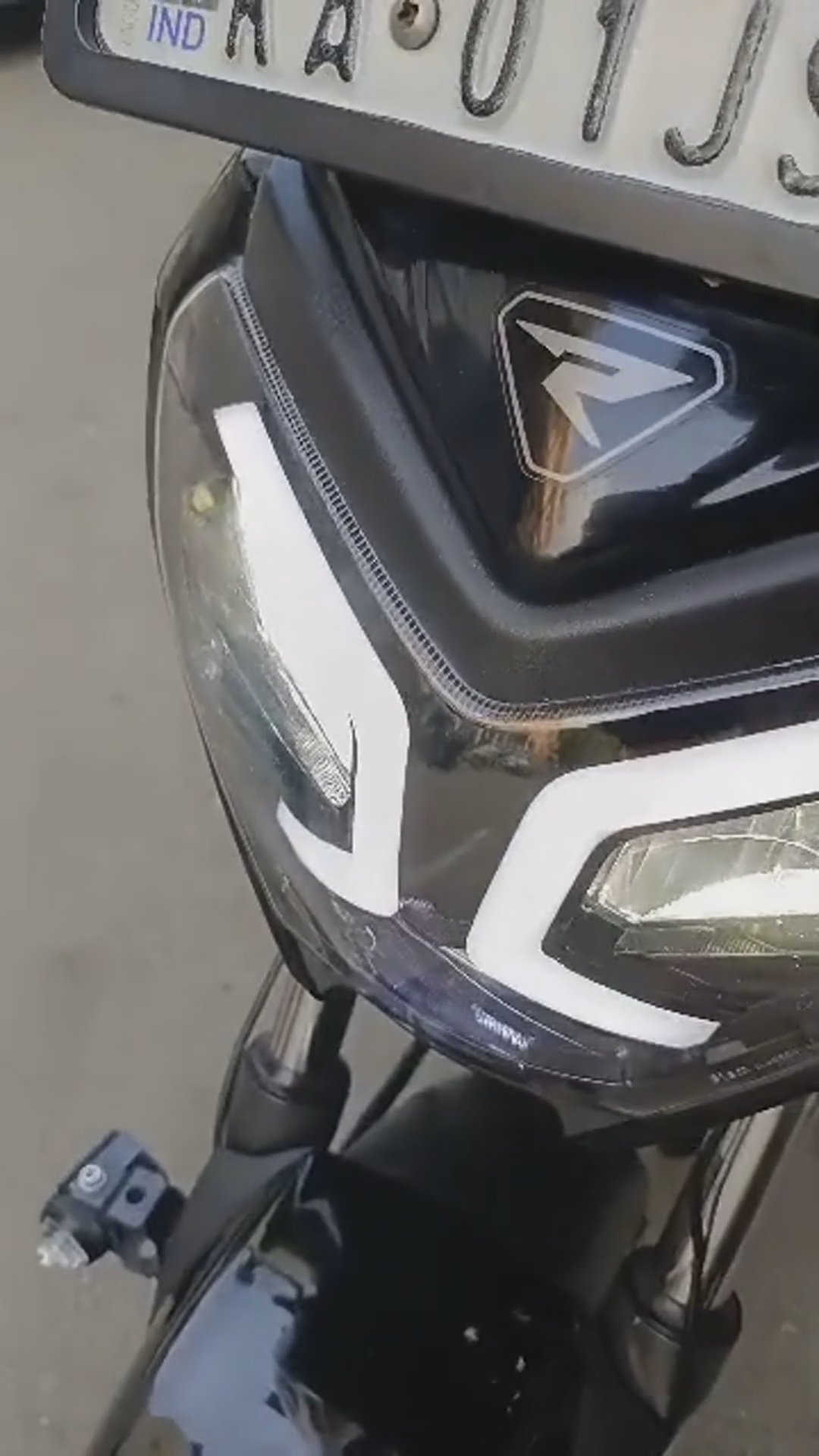 Walk-around video thumbnail