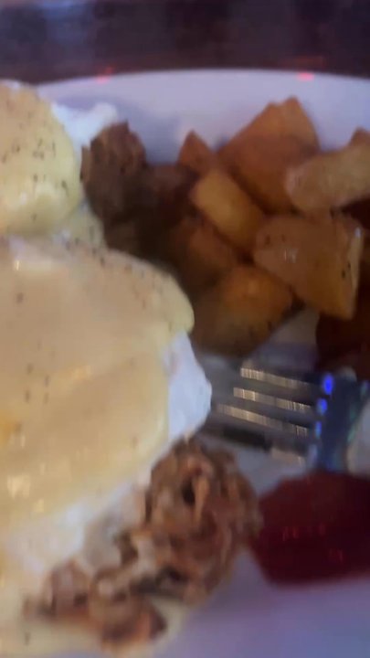 The Kettle Black - Hometown Benny - Chicken Wings Near Me - Brooklyn, New York