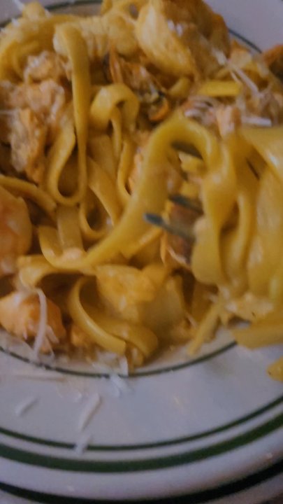 Mominette - Seafood pasta - French Near Me - Brooklyn, New York