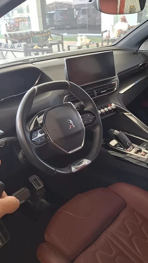 بيجو 3008 جي تي 2023