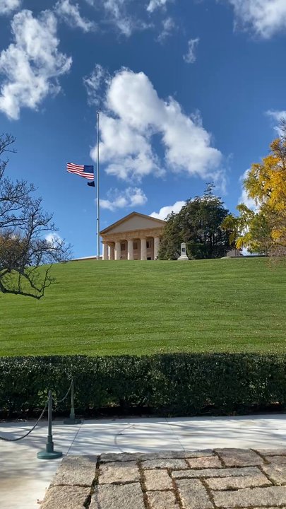 Arlington House - Views of Arlington House from the JFK gravesite - Landmarks & Historical Buildings Near Me