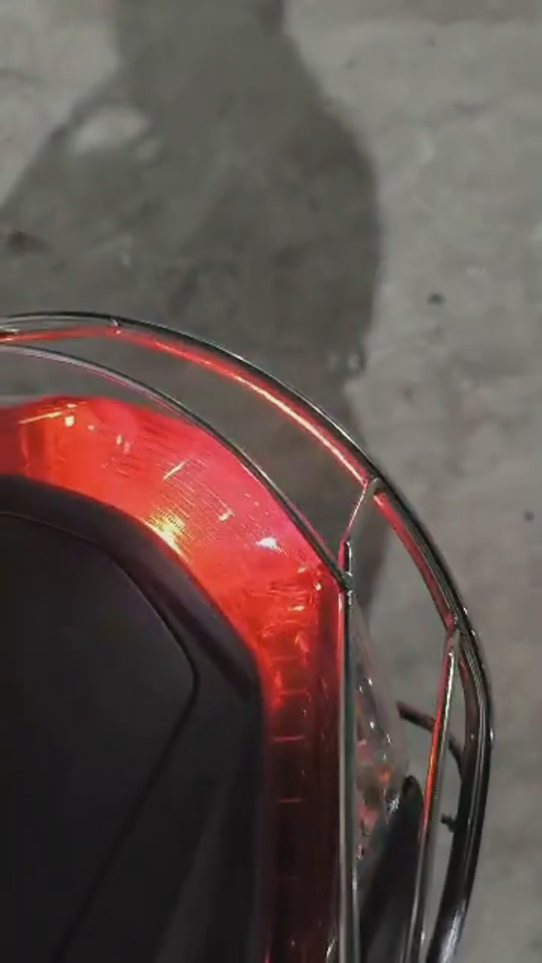 Walk-around video thumbnail