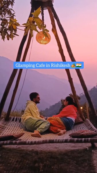 Photo of Glamping Cafe in Ris