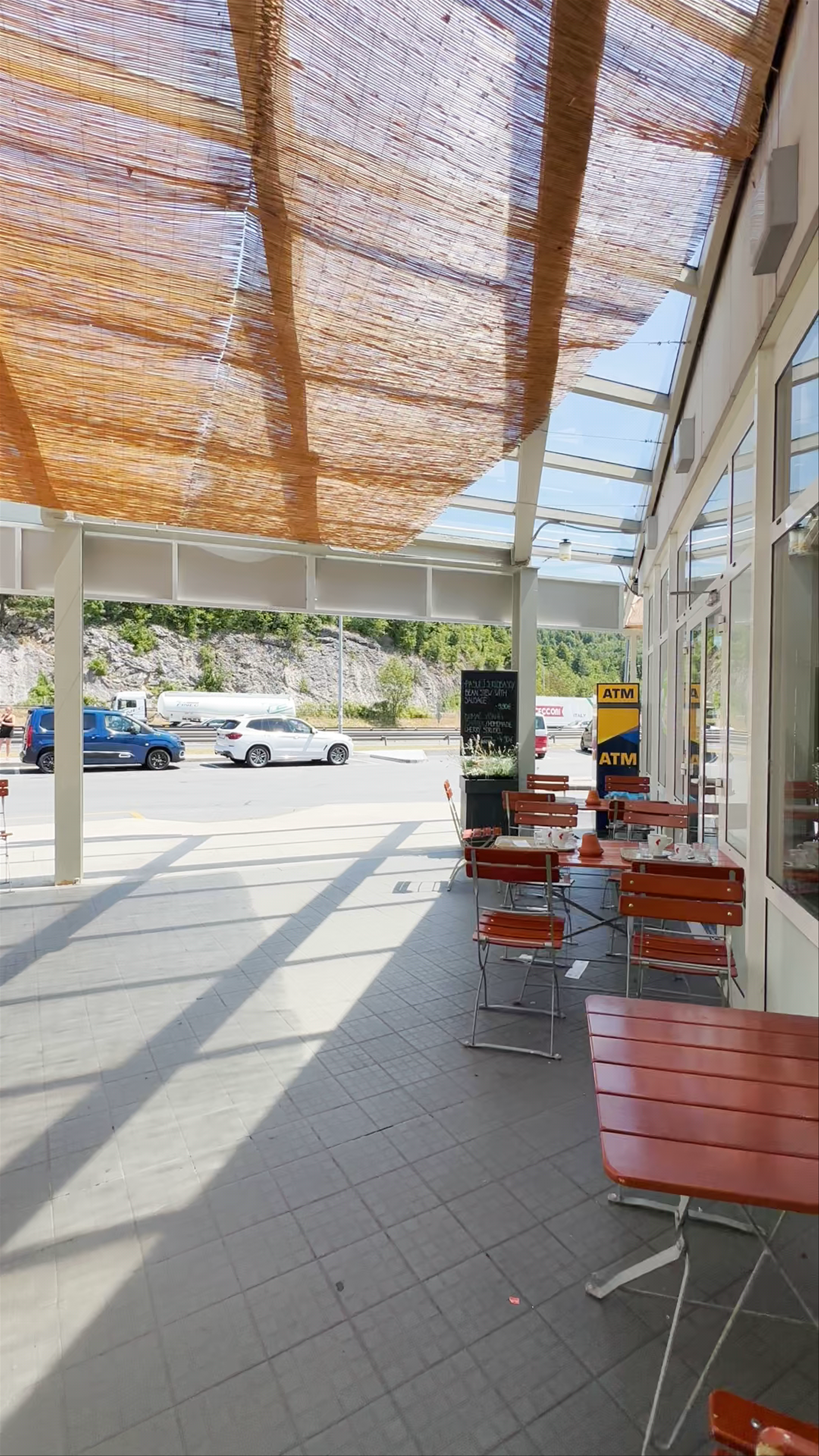 Marché Bistro Ravbarkommanda I