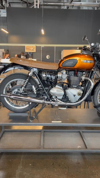 MOTO MODA - Updated July 2026 - 28 Photos & 24 Reviews - 722A Merritt ...
