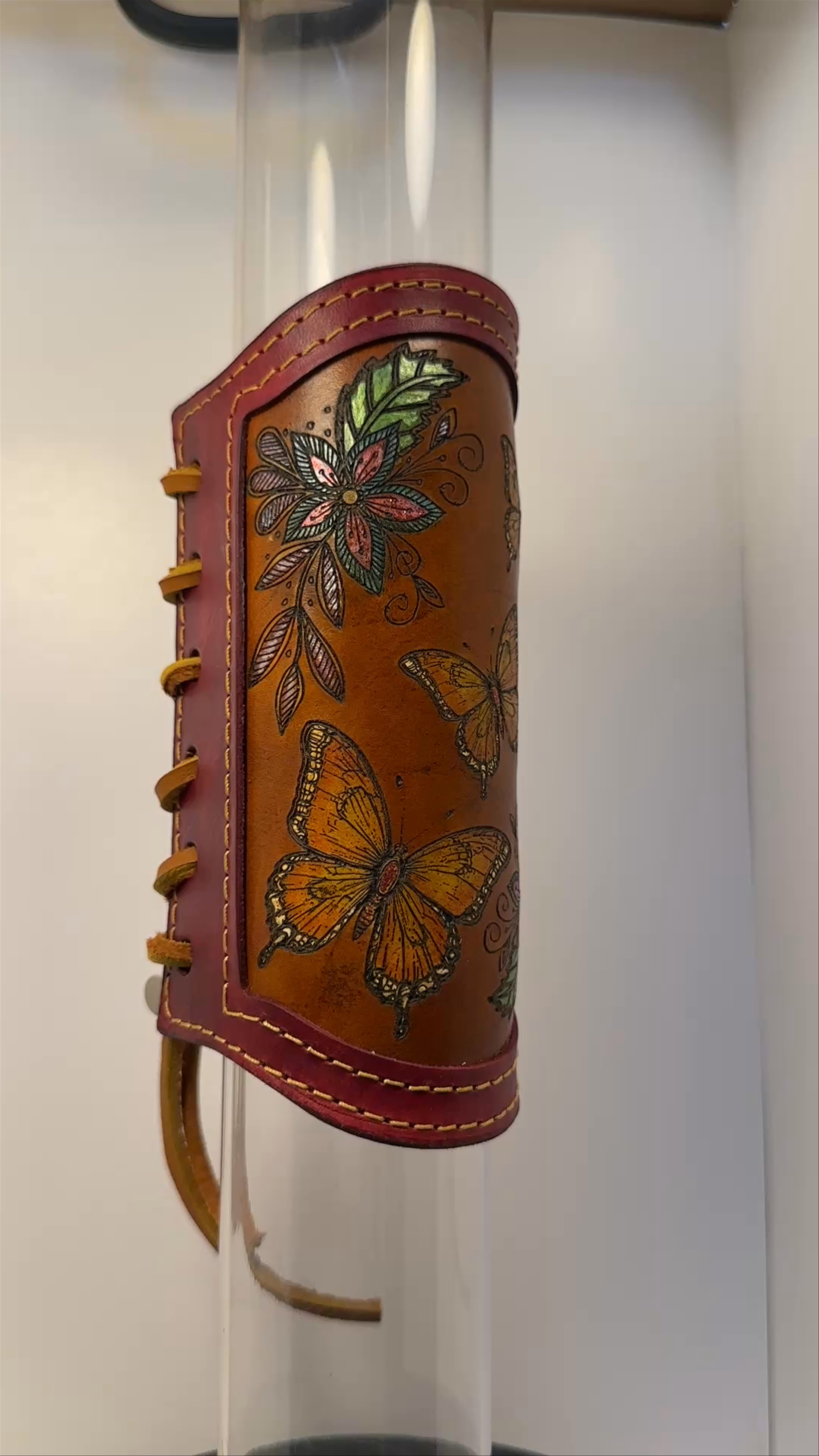 Preview pic of RipGrip. Leather Art In Flight
